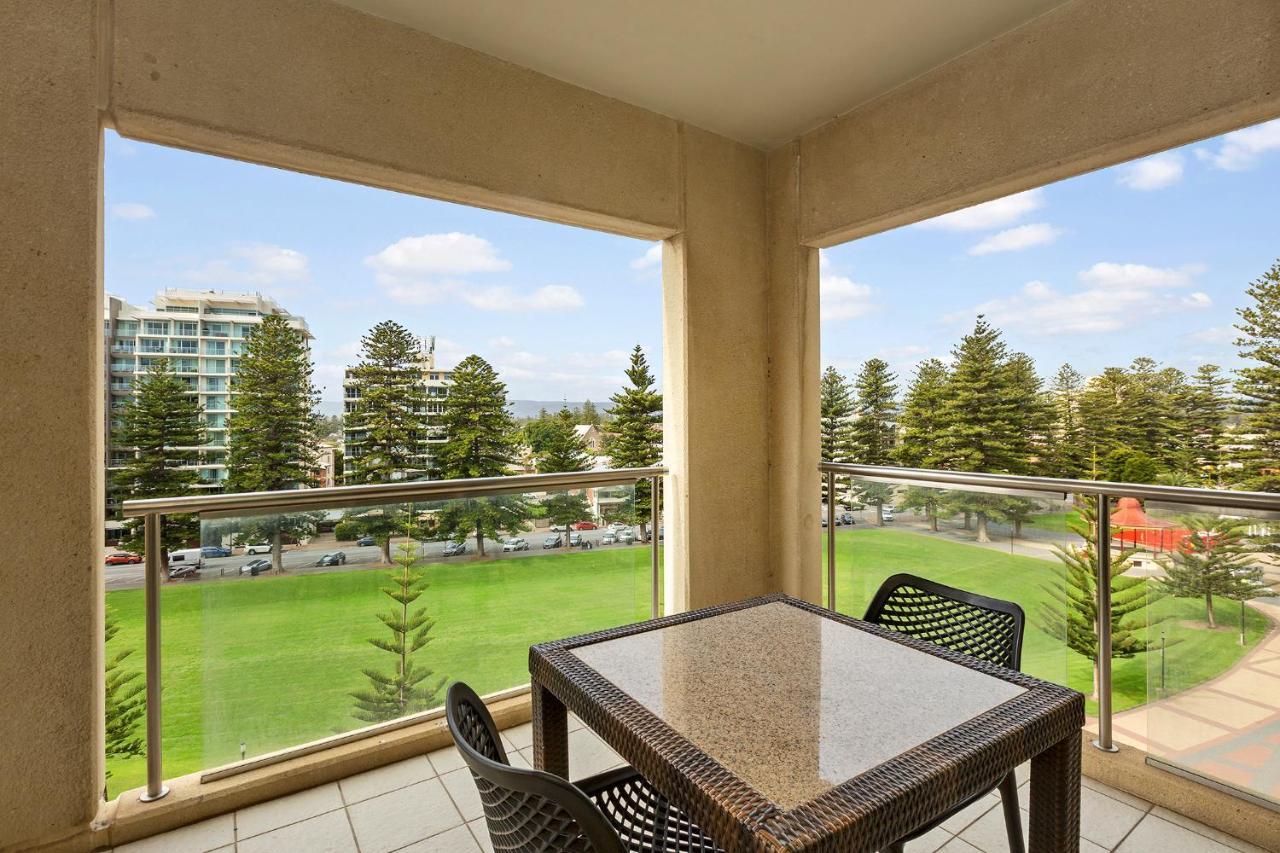 Belle Escapes - Glenelg Seaside Apartment Dış mekan fotoğraf